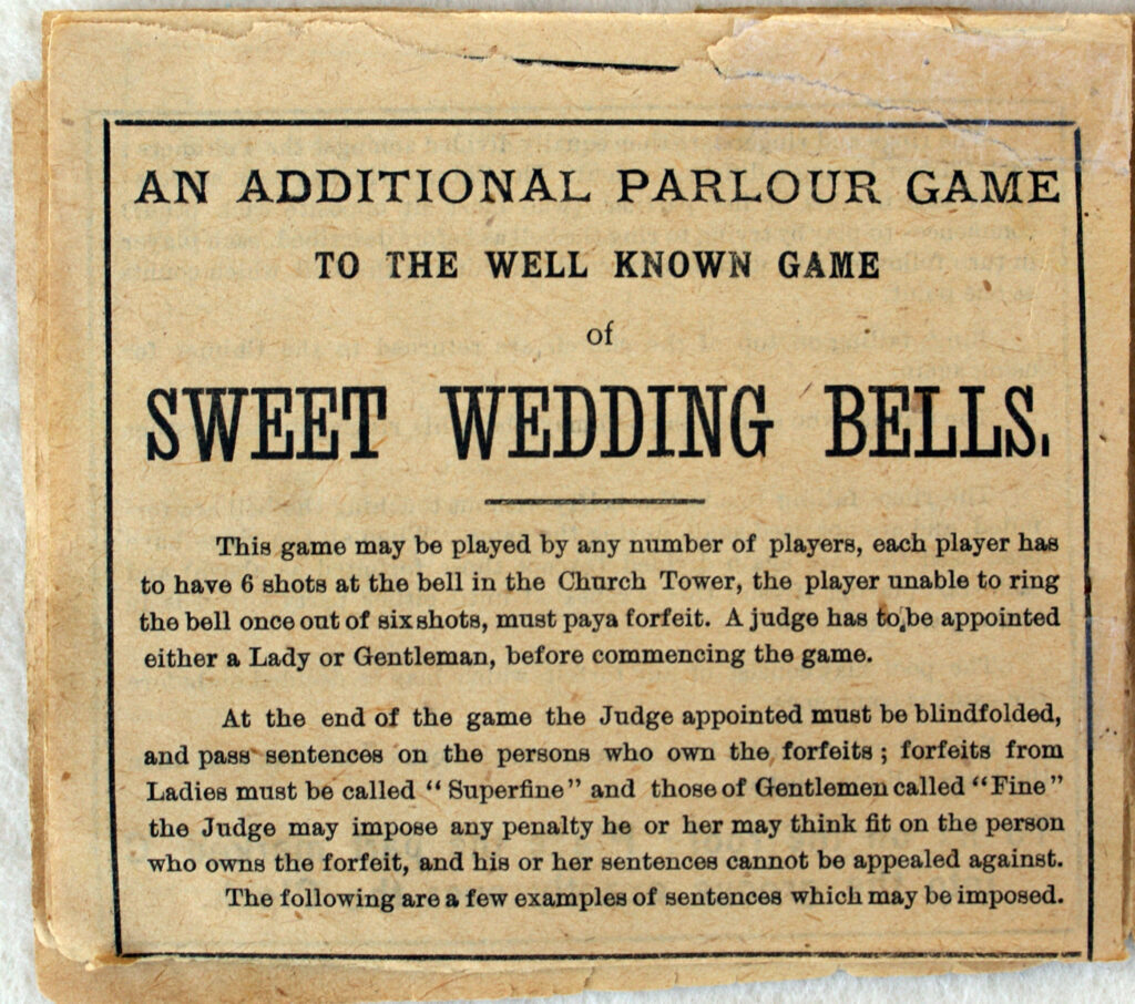 Tucker Tw ID • GLB-04c1 — AGPI ID • G-30804c1 — publisher • Globe Series of Games (made in B — title • Sweet Wedding Bells — notes • Patent: Great Britain 5482. Logo on cover: Globe Series of Games